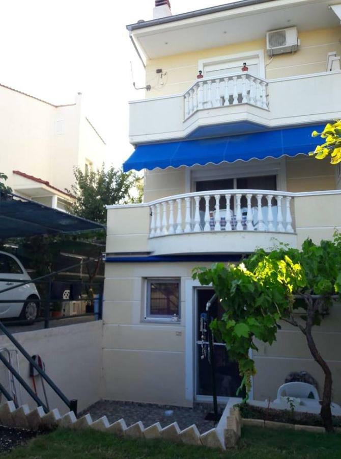 Christina'S House Apartamento Nea Iraklitsa Exterior foto